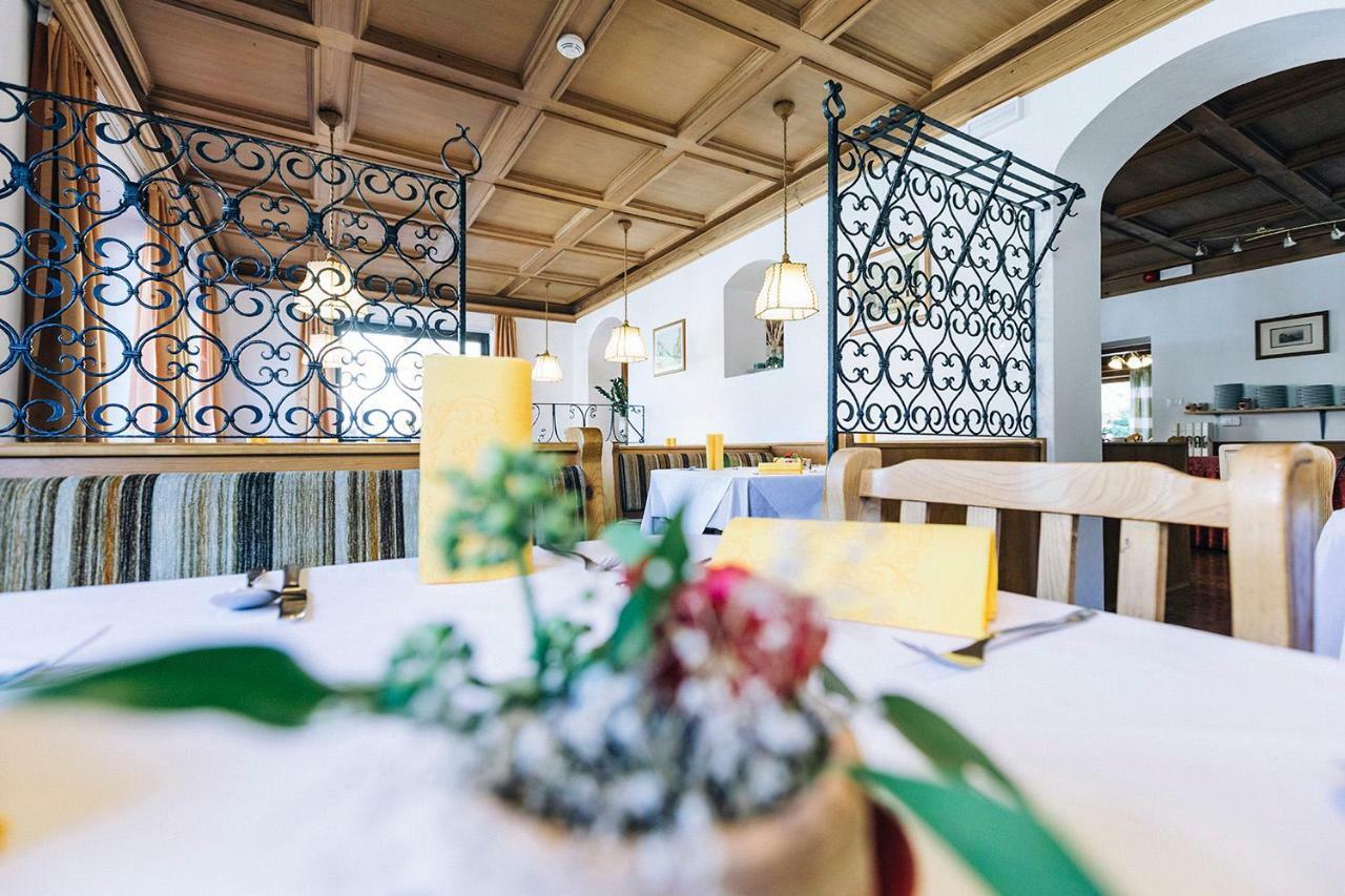 Hotel Schoenwies Тродена Экстерьер фото